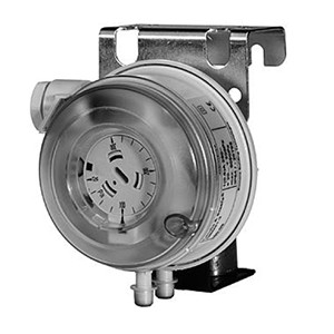 QBM81-50 SIEMENS Pressostato differenziale per canali aria 1000...5000 Pa